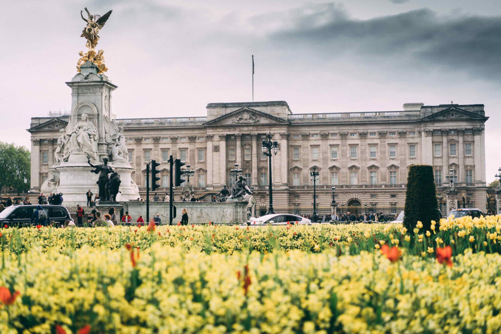 Buckingham-Palace-Mayfair-London-1024x683